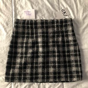 Zara texture weave plaid mini skirt